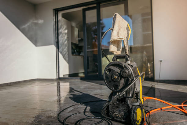 Best Oil Spill Cleanup  in East Moline, IL